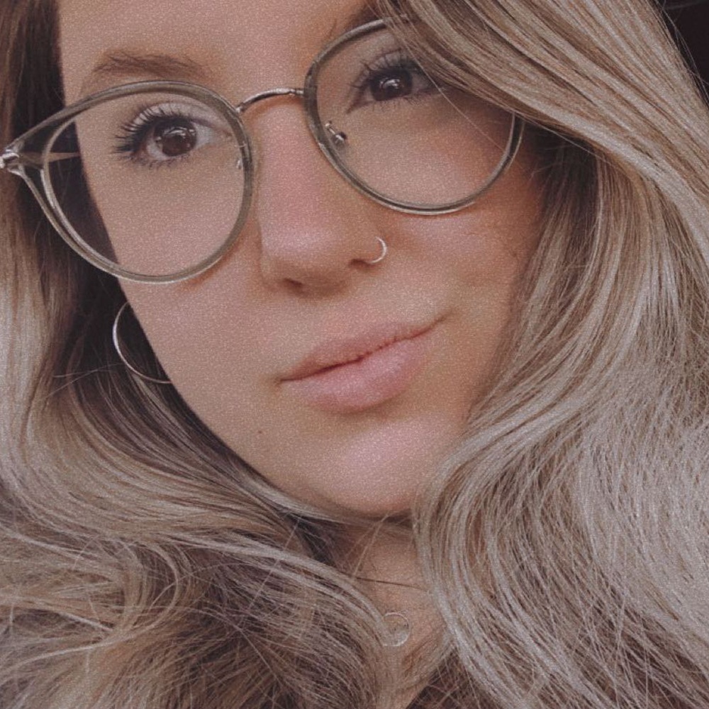 Meet your Posher, Amanda